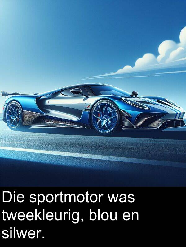 silwer: Die sportmotor was tweekleurig, blou en silwer.