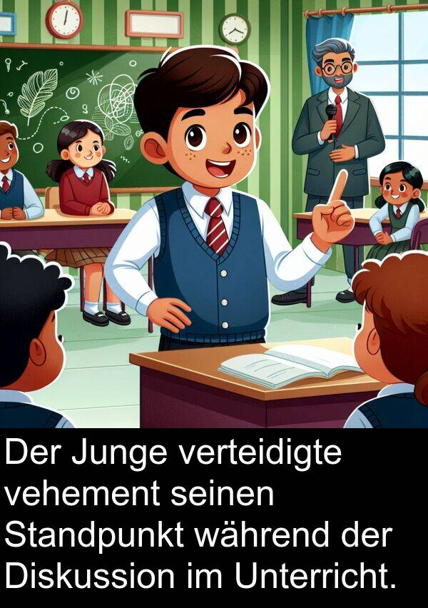 Diskussion: Der Junge verteidigte vehement seinen Standpunkt während der Diskussion im Unterricht.