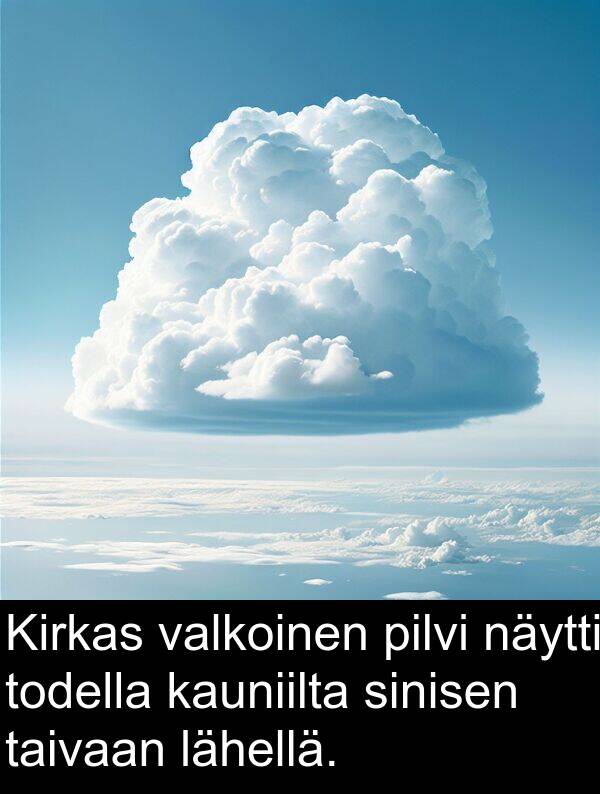 taivaan: Kirkas valkoinen pilvi näytti todella kauniilta sinisen taivaan lähellä.
