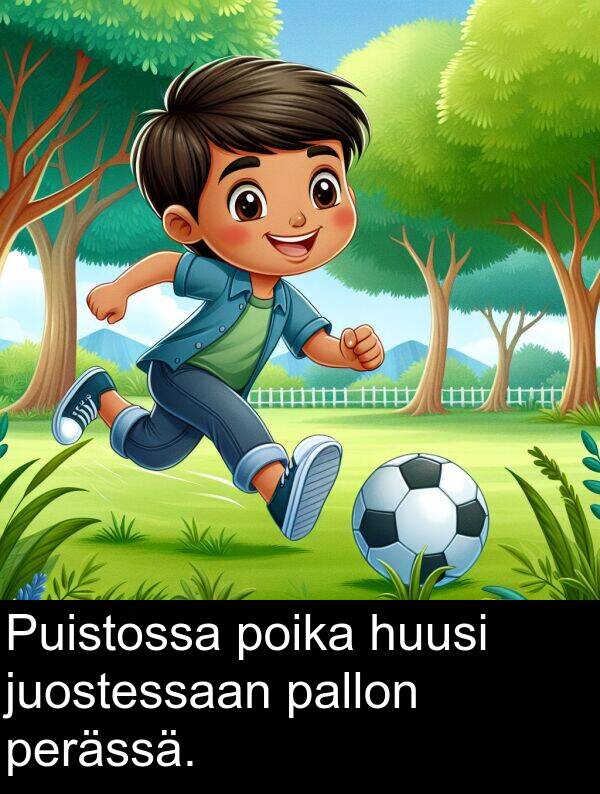 perässä: Puistossa poika huusi juostessaan pallon perässä.
