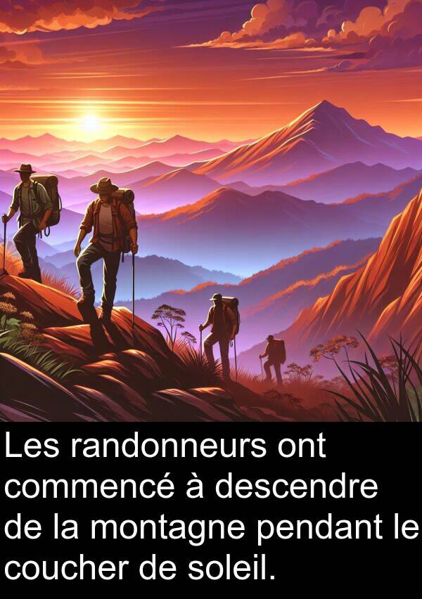 coucher: Les randonneurs ont commencé à descendre de la montagne pendant le coucher de soleil.