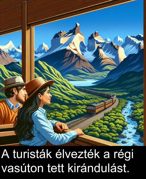 régi: A turisták élvezték a régi vasúton tett kirándulást.