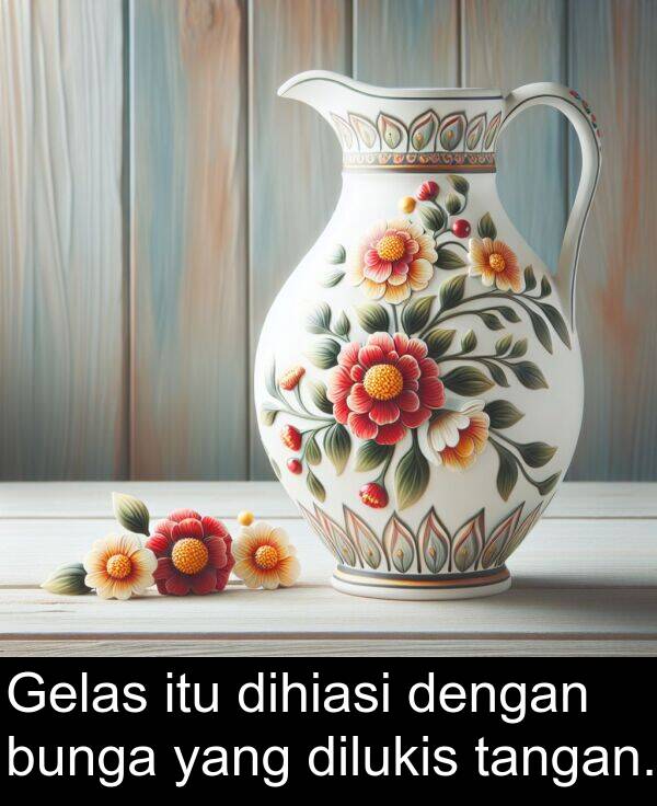 tangan: Gelas itu dihiasi dengan bunga yang dilukis tangan.