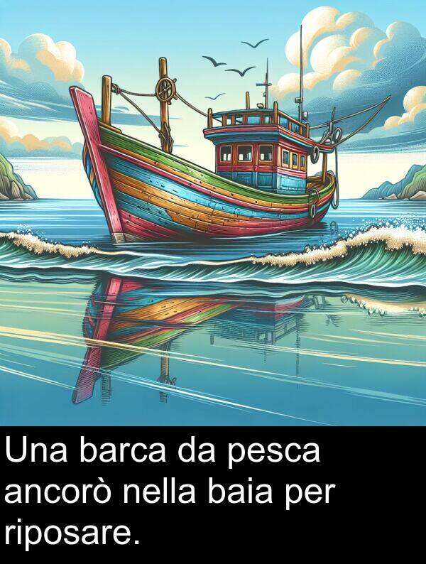 baia: Una barca da pesca ancorò nella baia per riposare.