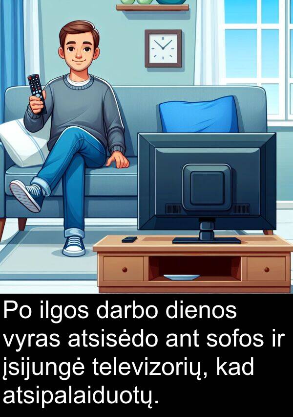 ilgos: Po ilgos darbo dienos vyras atsisėdo ant sofos ir įsijungė televizorių, kad atsipalaiduotų.