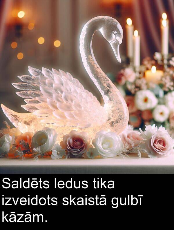kāzām: Saldēts ledus tika izveidots skaistā gulbī kāzām.