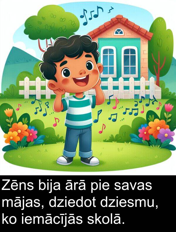 mājas: Zēns bija ārā pie savas mājas, dziedot dziesmu, ko iemācījās skolā.