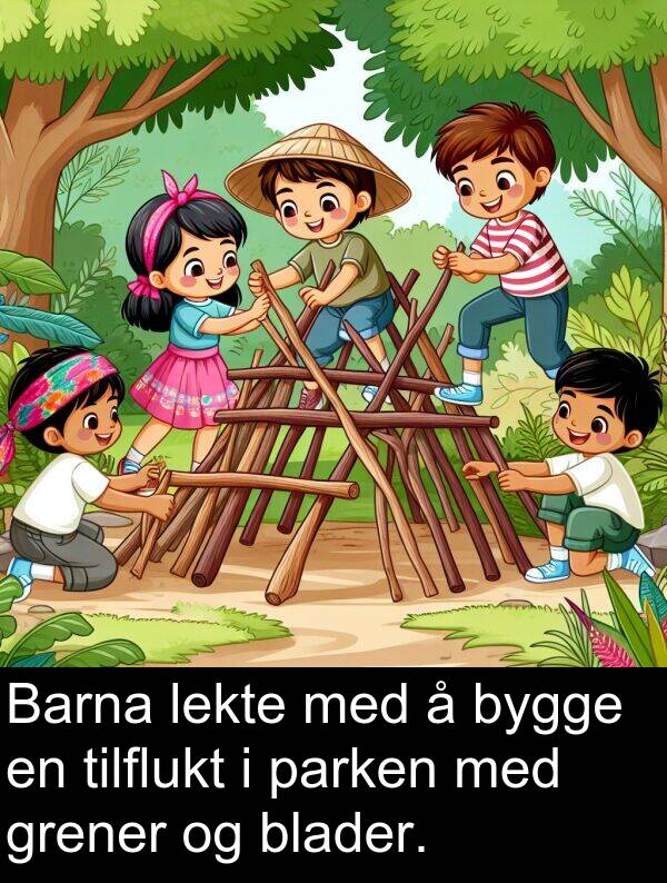 lekte: Barna lekte med å bygge en tilflukt i parken med grener og blader.