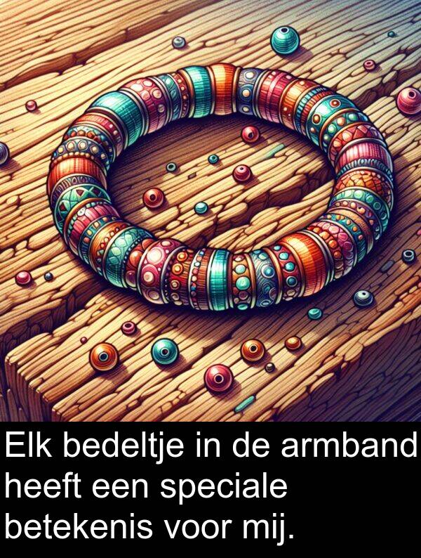 betekenis: Elk bedeltje in de armband heeft een speciale betekenis voor mij.