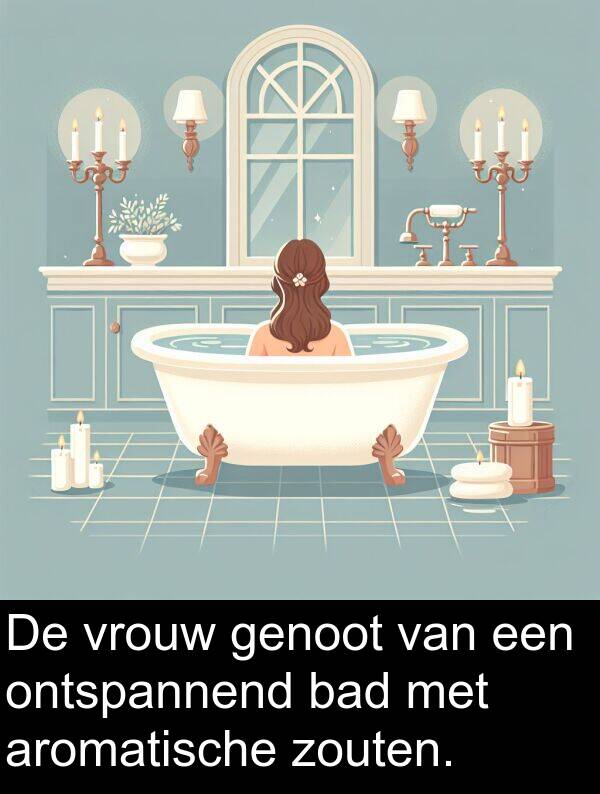 vrouw: De vrouw genoot van een ontspannend bad met aromatische zouten.