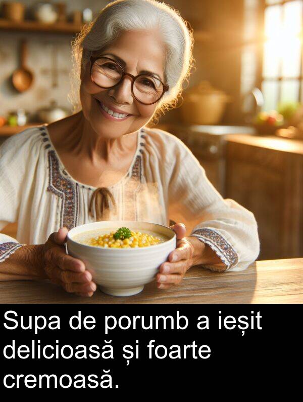 ieșit: Supa de porumb a ieșit delicioasă și foarte cremoasă.