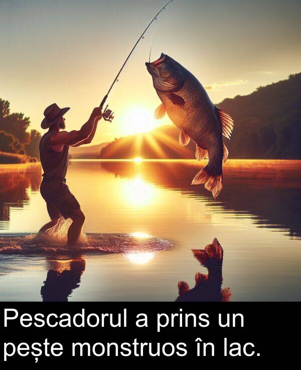 lac: Pescadorul a prins un pește monstruos în lac.