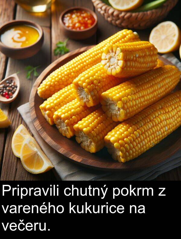 vareného: Pripravili chutný pokrm z vareného kukurice na večeru.