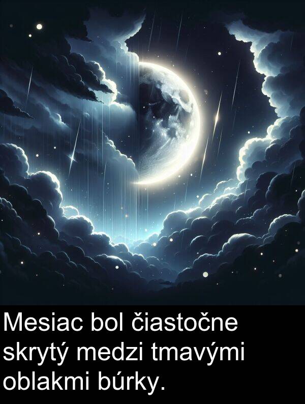 skrytý: Mesiac bol čiastočne skrytý medzi tmavými oblakmi búrky.